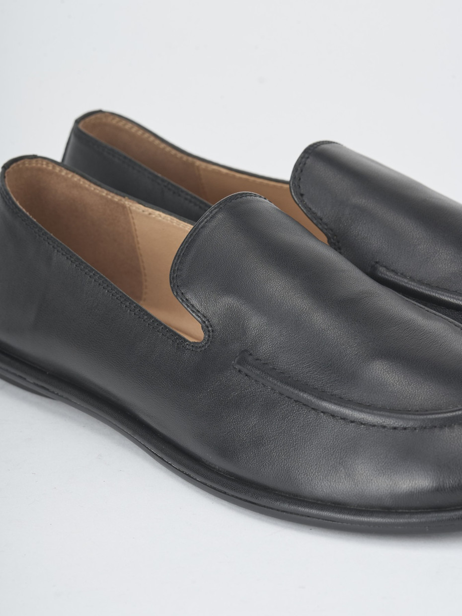 Mocasines tacón 1 cm negro cuero