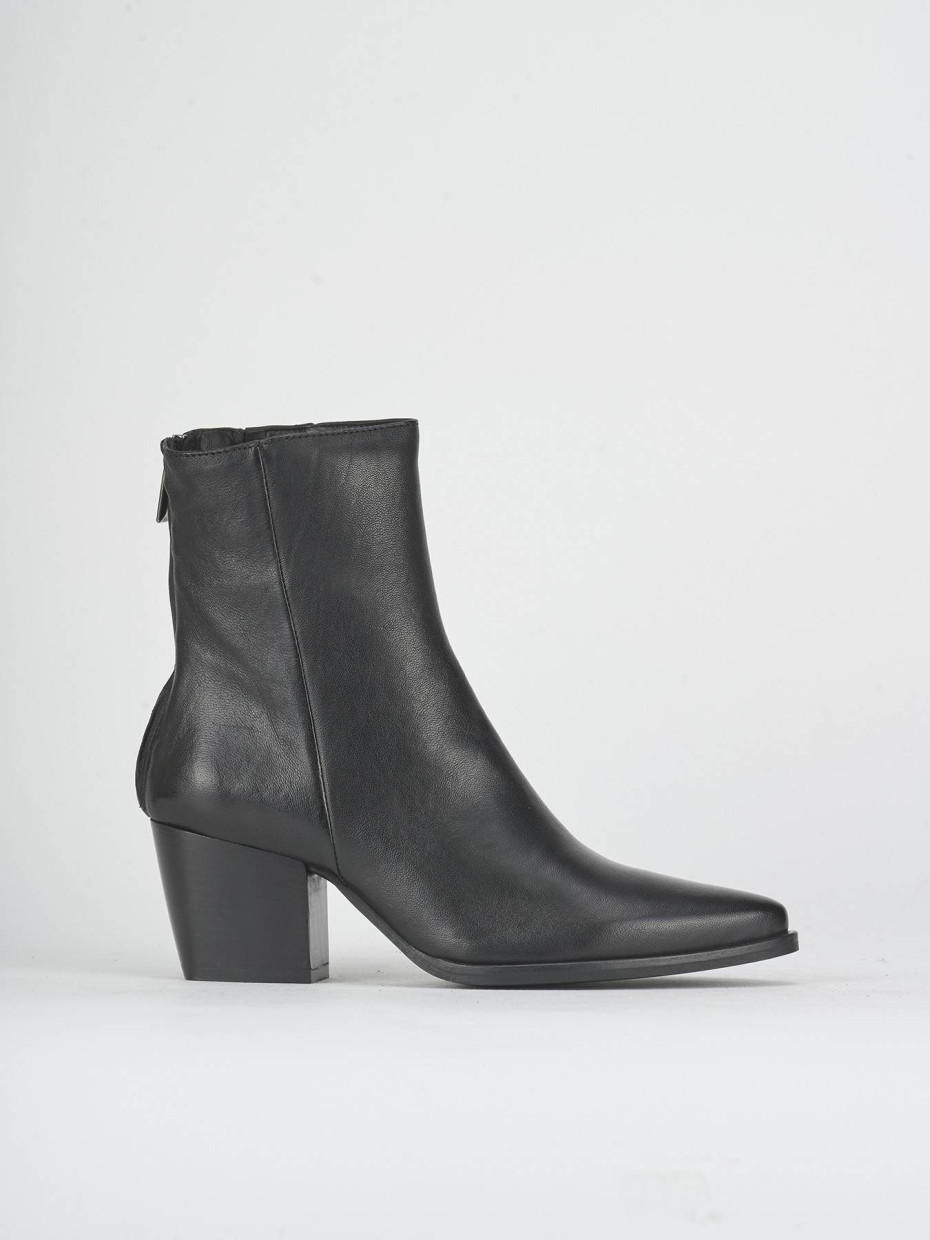 Stivaletti tacco 6cm pelle nero