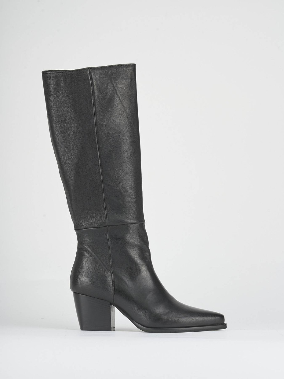 High heel boots heel 7 cm black leather