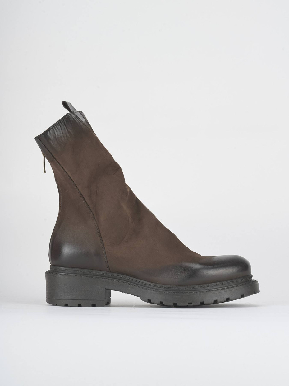 Stivaletti tacco 3cm nabuk testa