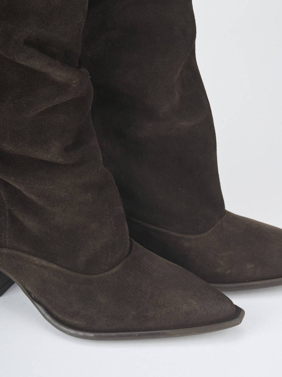 Stivali tacco 5cm camoscio testa