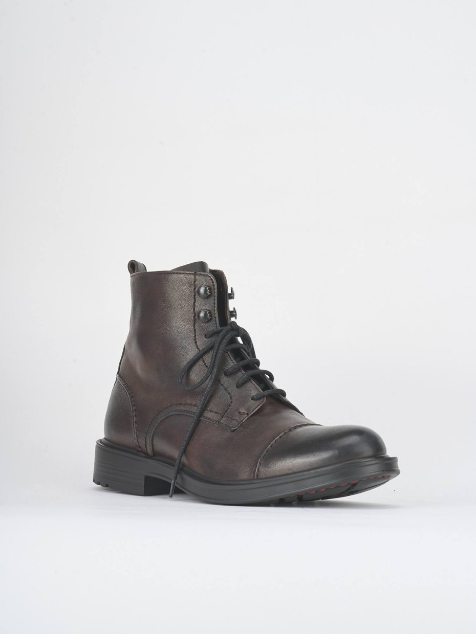 Botas militares marrón oscuro cuero