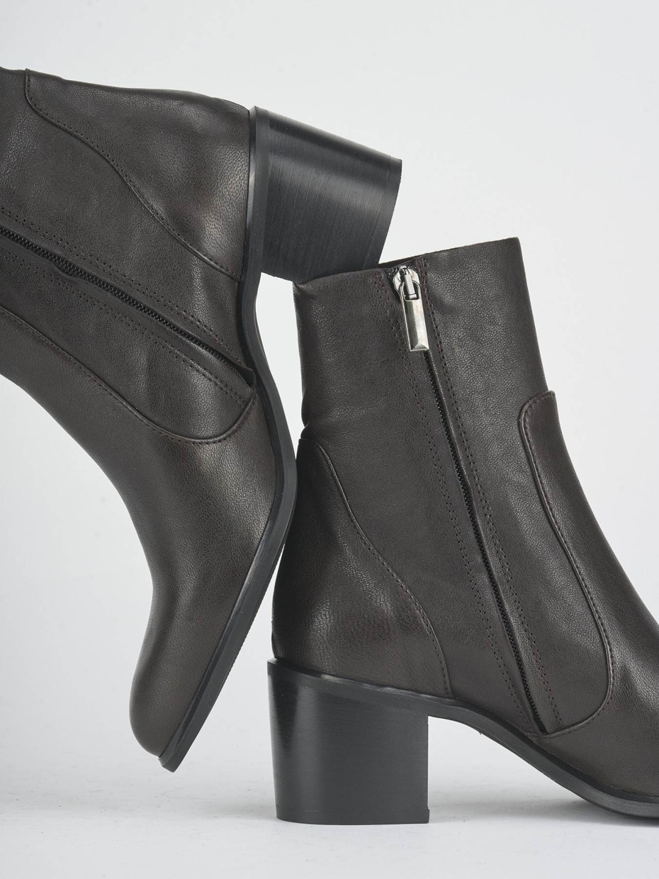 Stivaletti tacco 6cm pelle testa