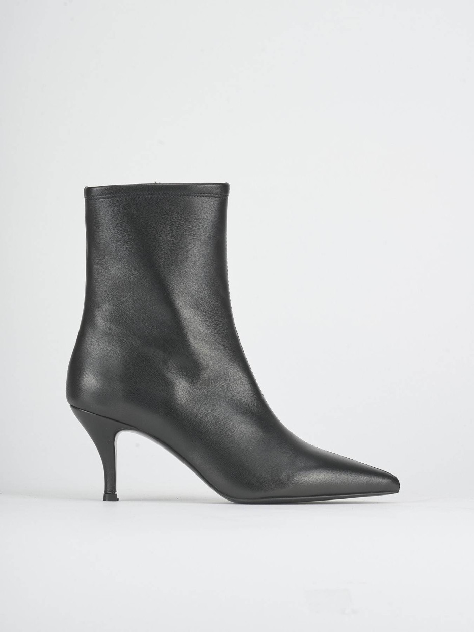Stivaletti tacco 7cm pelle nero