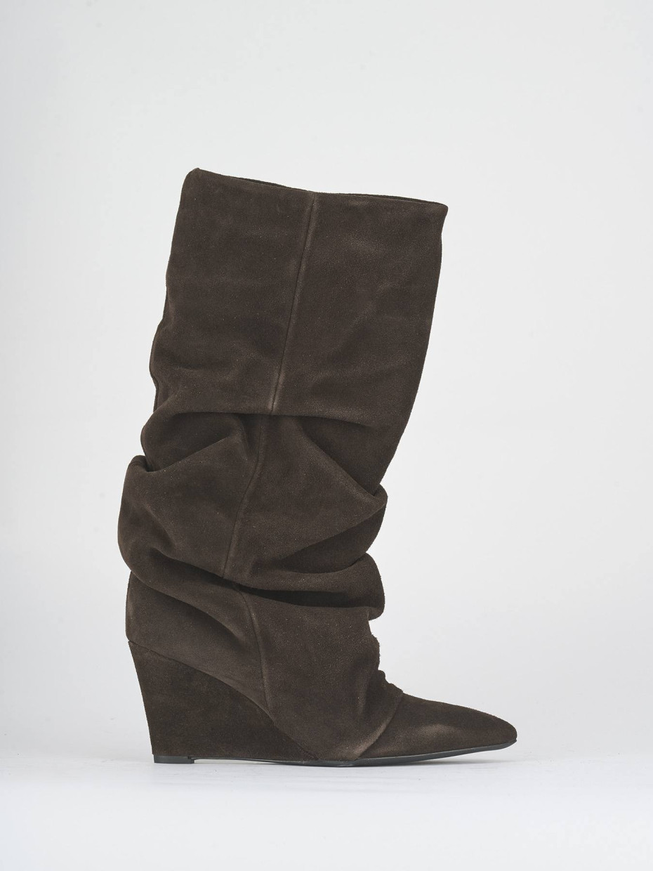 High heel boots heel 7 cm dark brown suede