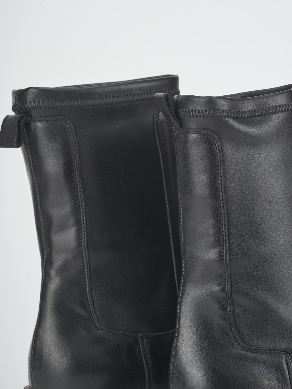 Stivaletti tacco 3cm pelle nero