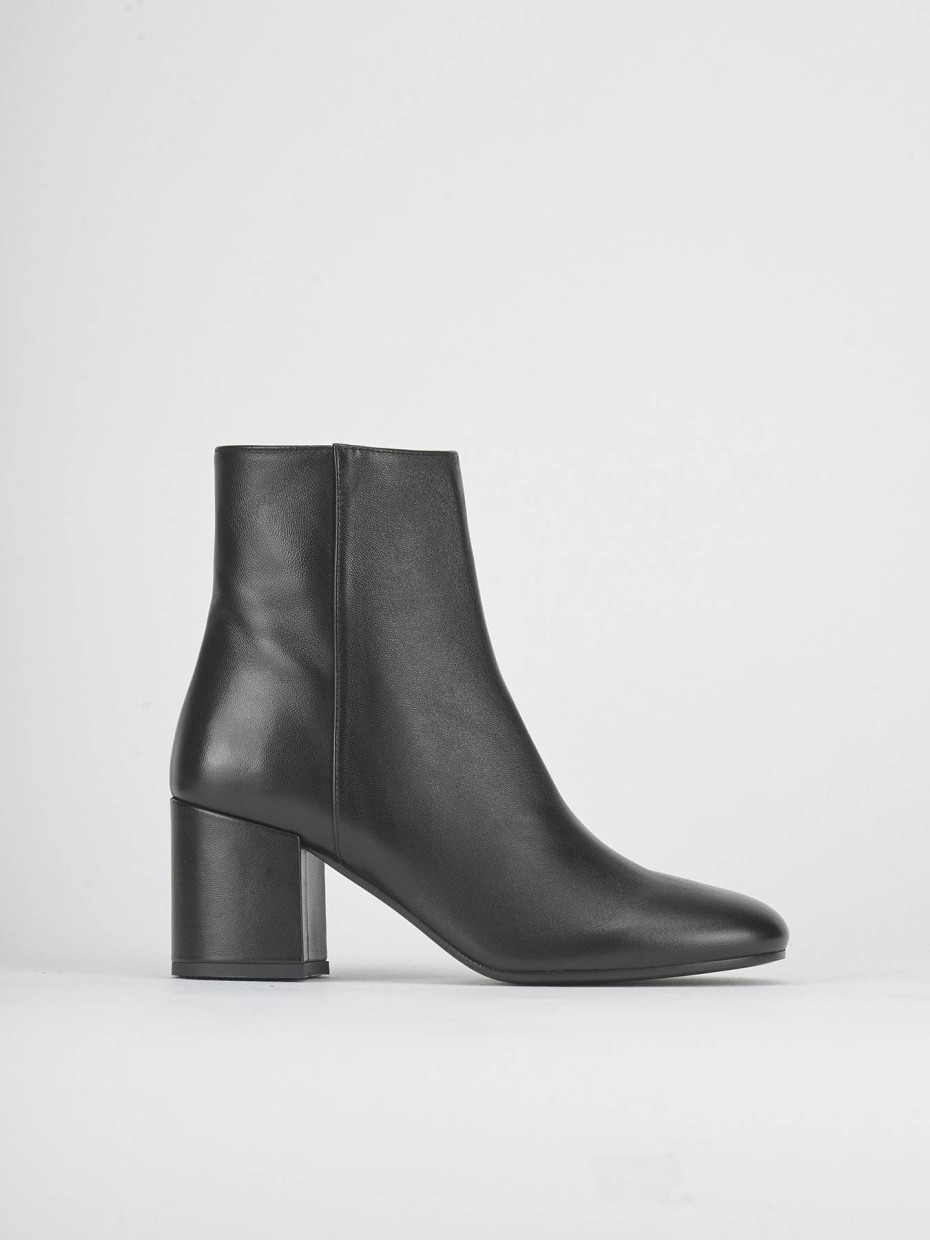 Stivaletti tacco 7cm pelle nero