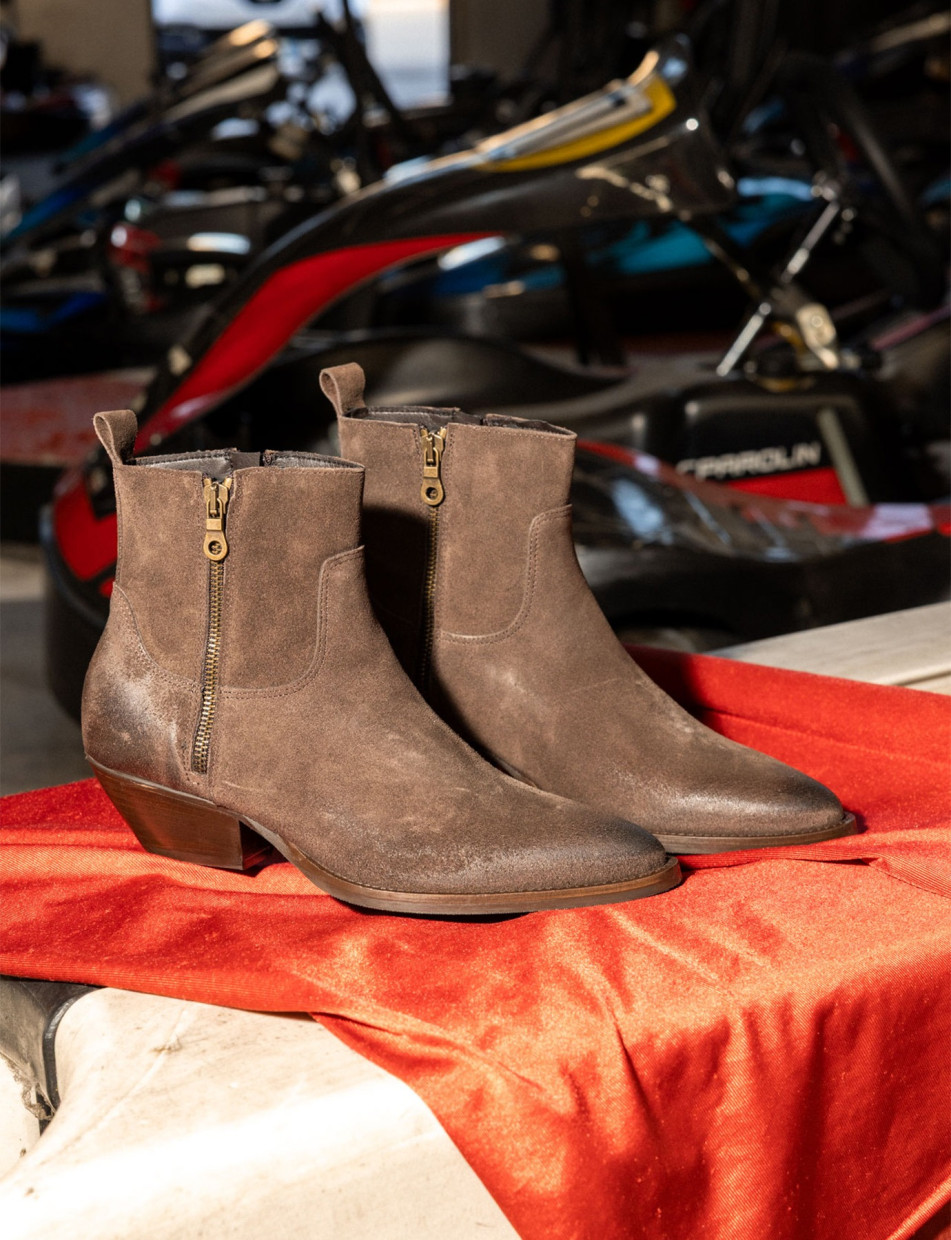 High heel ankle boots heel 5 cm dark brown suede