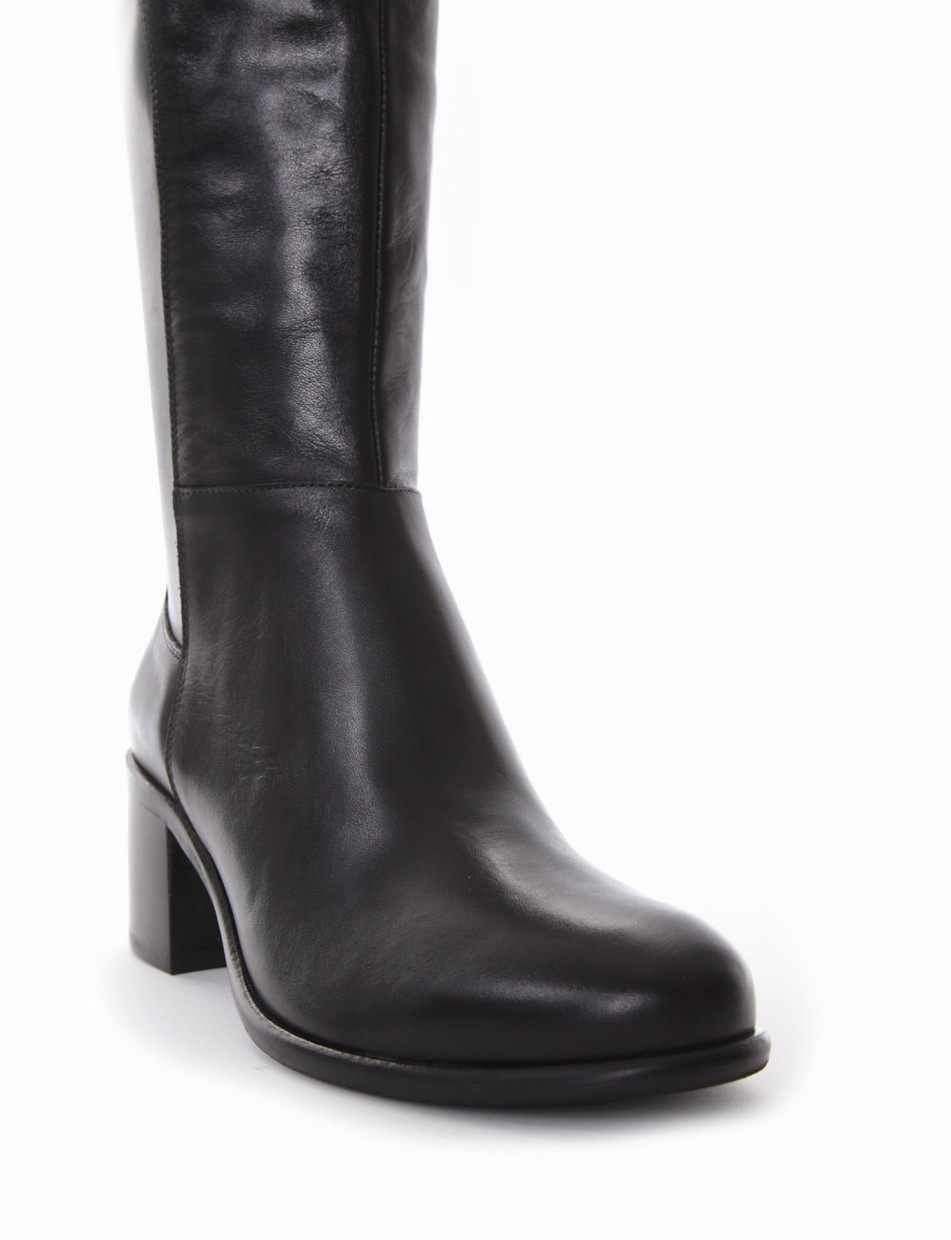 Botas de tacón alto tacón 5 cm negro cuero
