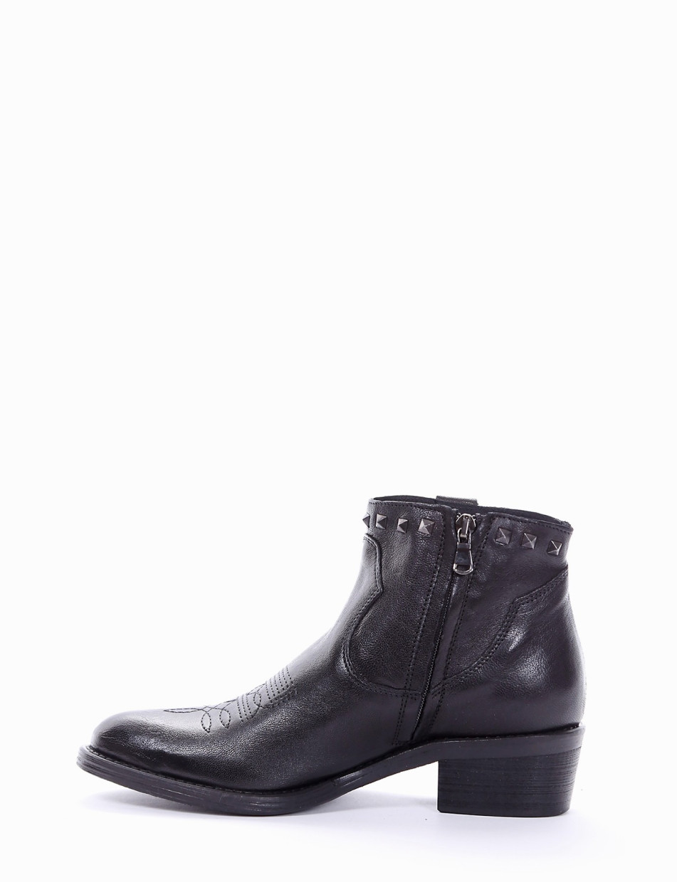 Botines de tacón bajo tacón 4 cm negro cuero