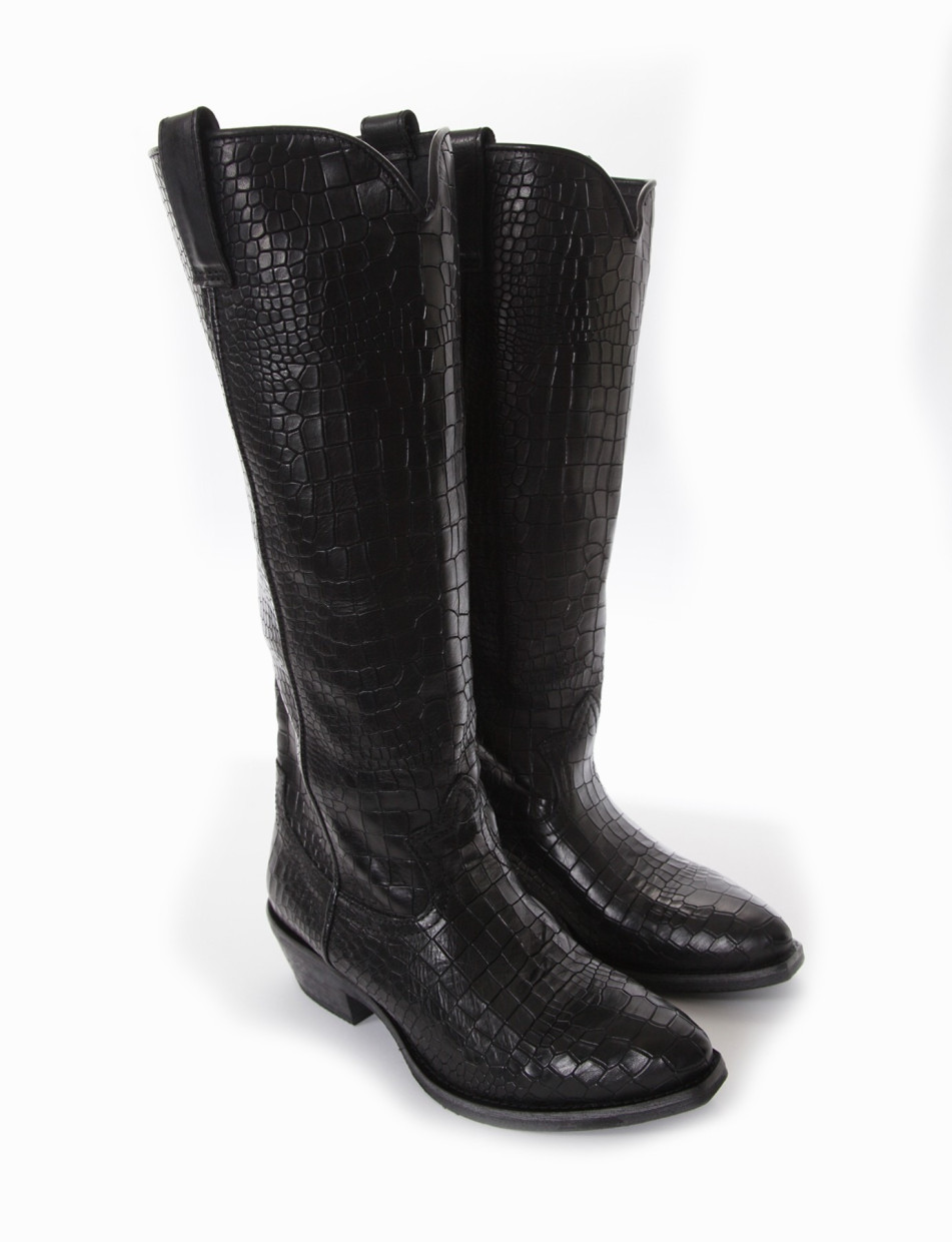 Botas de tacón bajo tacón 4 cm negro cuero