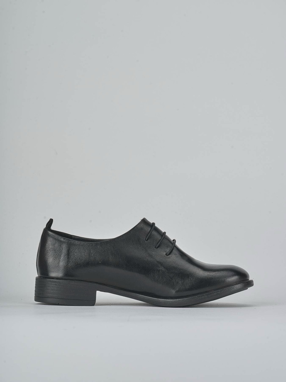 Stringate tacco 2cm pelle nero