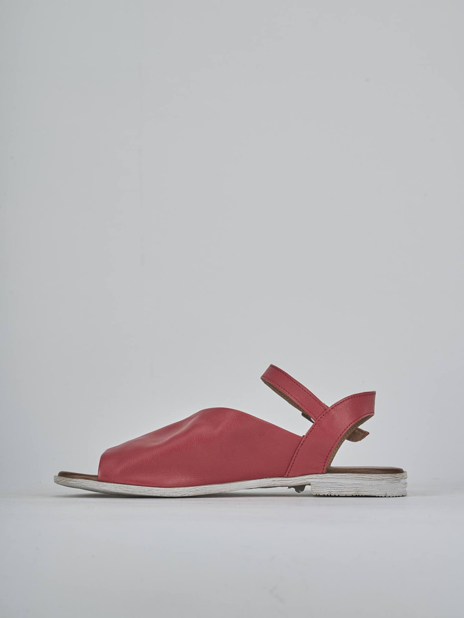 Sandalo tacco 1 cm rosso pelle