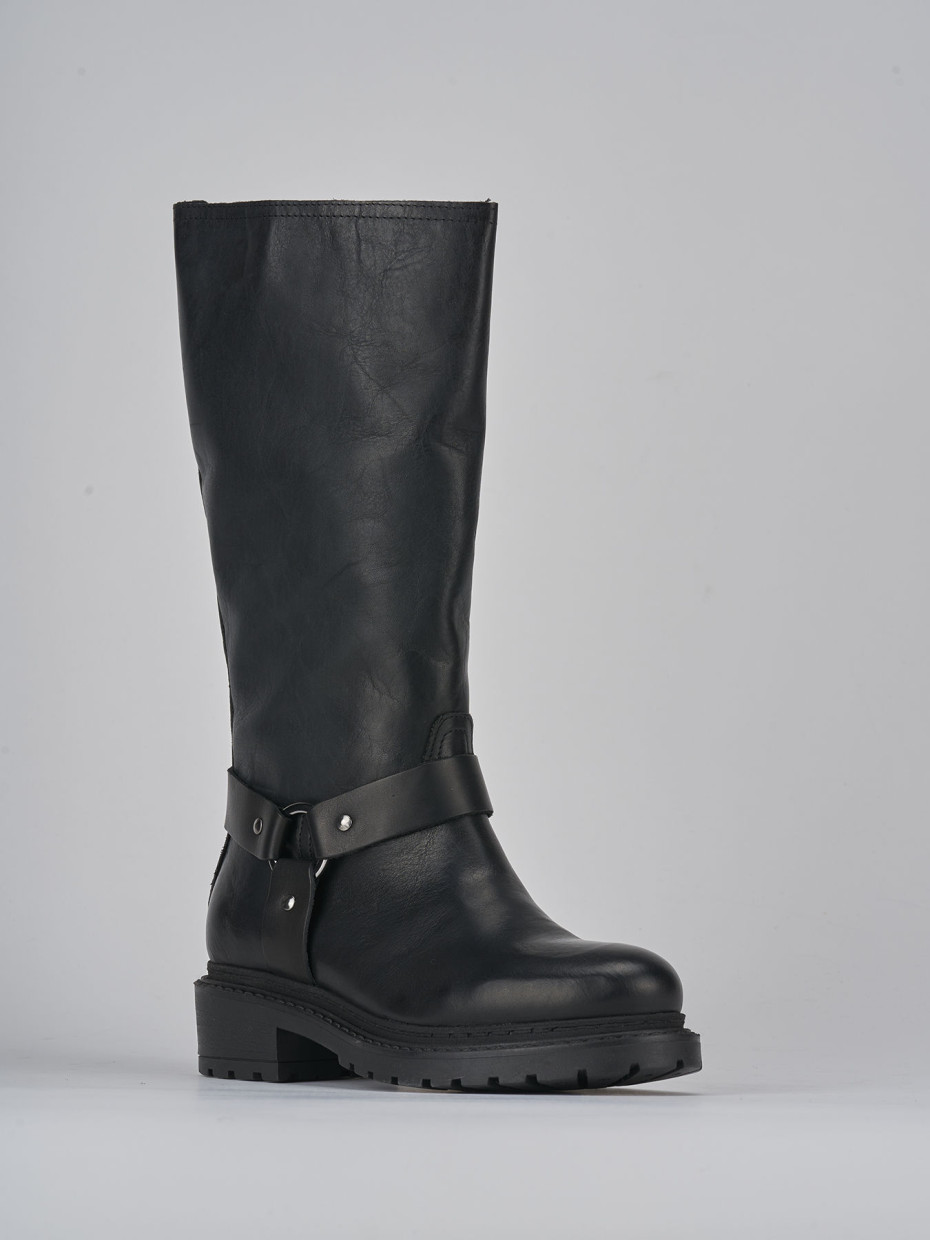 Botas de tacón bajo tacón 2 cm negro cuero