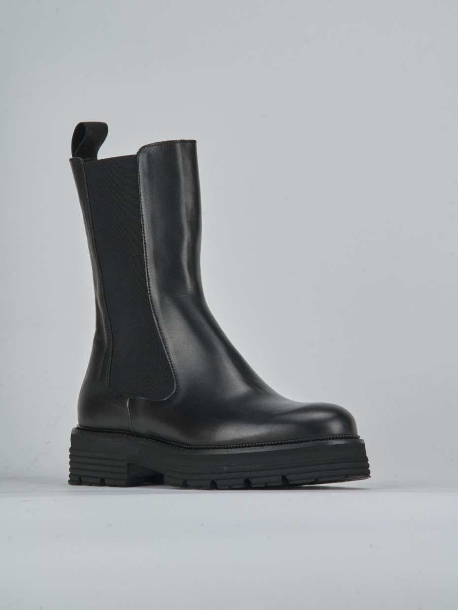 Botines de tacón bajo tacón 2 cm negro cuero