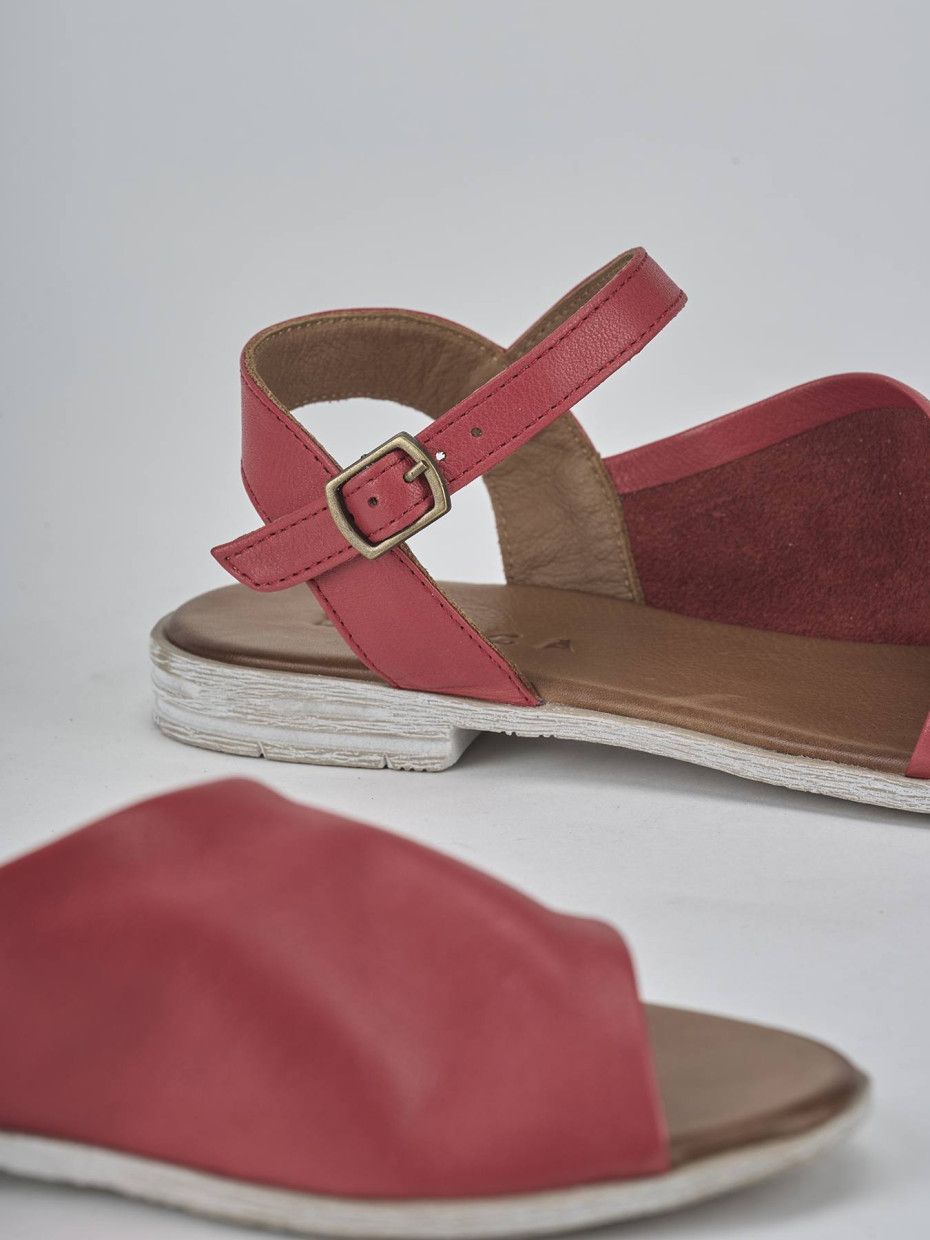 Sandalo tacco 1 cm rosso pelle