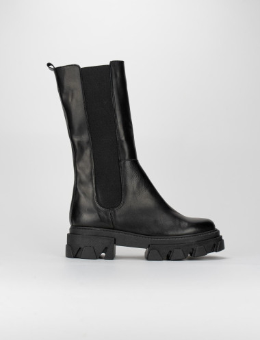 Low heel ankle boots heel 3 cm black leather