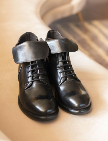 Botas militares tacón 1 cm negro cuero