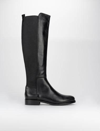 Low heel boots heel 2 cm black leather