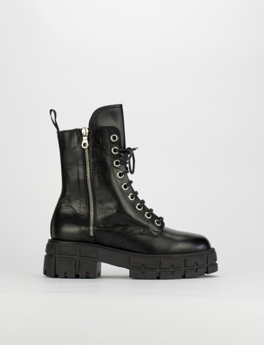 Outlet - woman heel 5 cm black leather