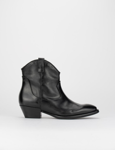 Botines de tacón bajo tacón 3 cm negro cuero