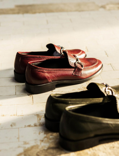 Mocasines tacón 3 cm burdeos cuero