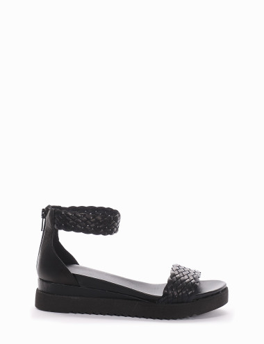 Low heel sandals heel 3 cm black leather