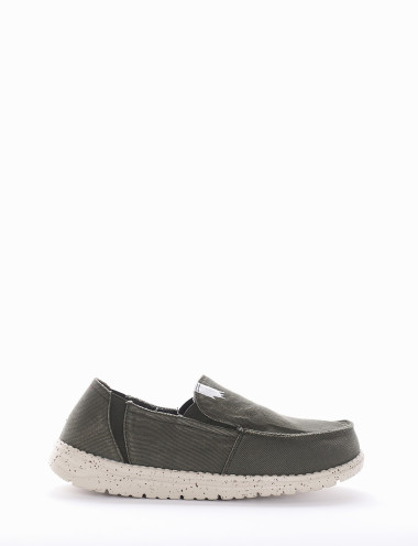 Sneakers green canvas