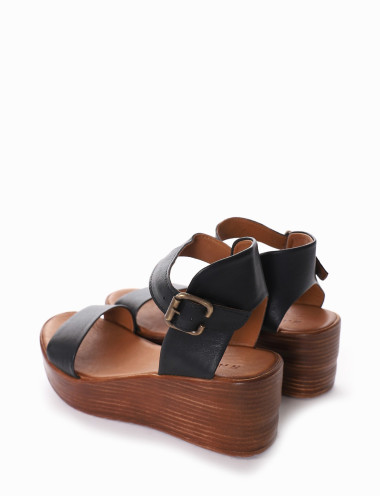 Sandalo zeppa 6 cm nero