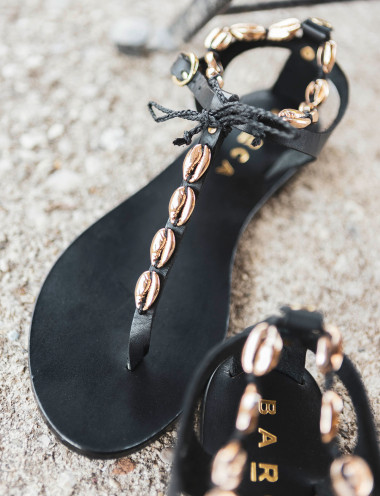 Chancletas tacón 1 cm negro cuero