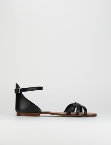 Low heel sandals heel 1 cm black leather