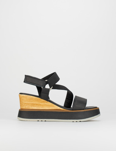 Sandalias de cuña tacón 3 cm negro cuero