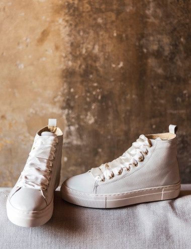 Zapatillas deportivas beis cuero