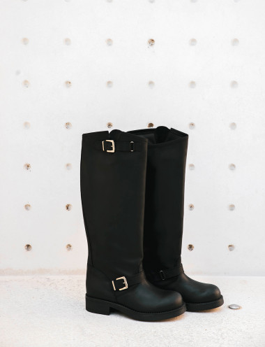 Stivale tacco 2 cm nero pelle
