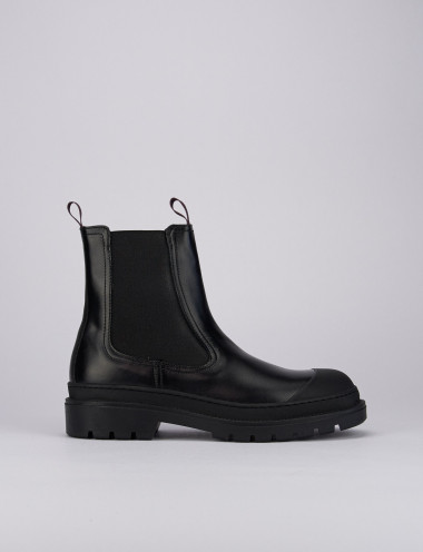Botines negro cuero