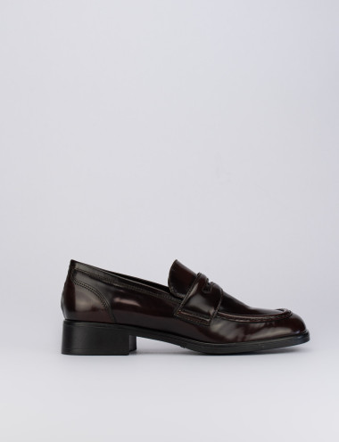 Mocasines tacón 2 cm burdeos cuero