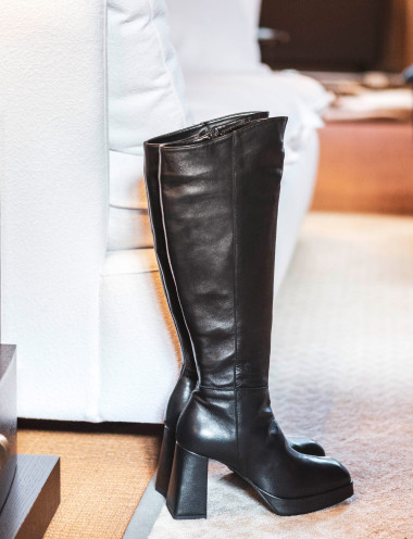 Botas de tacón alto tacón 5 cm negro cuero