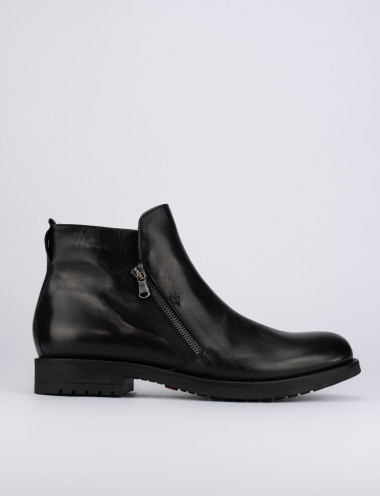 Ankle boots black leather