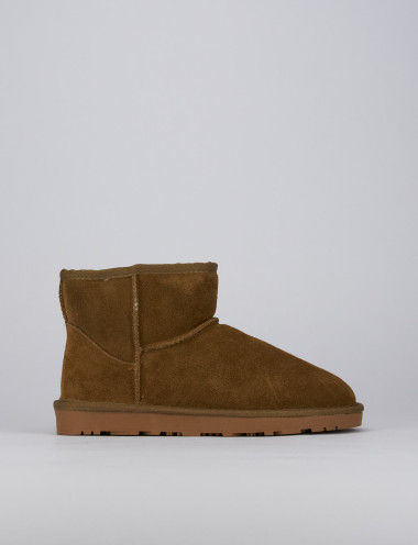 Botines de tacón bajo tacón 1 cm marrón ante