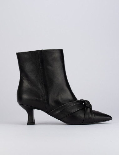 High heel ankle boots heel 5 cm black leather