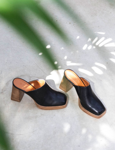 Zuecos con tacón tacón 9 cm negro cuero