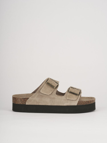 Mules tacón 2 cm beis ante