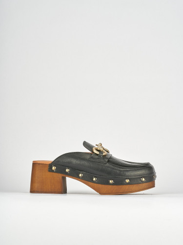 Zuecos con tacón tacón 5 cm negro cuero