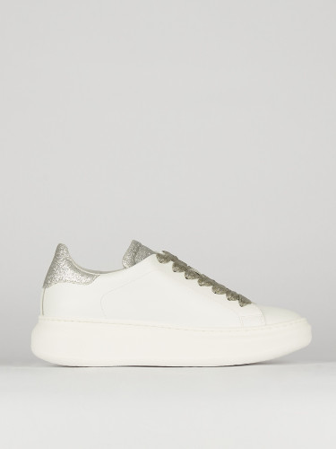 Zapatillas deportivas blanco cuero
