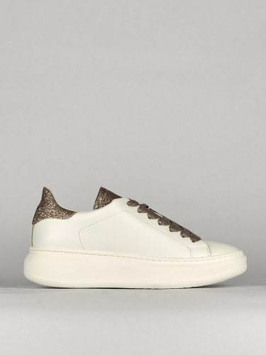 Zapatillas deportivas blanco cuero