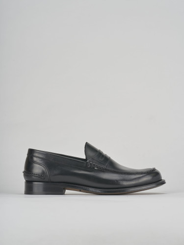 Mocasines tacón 2 cm negro cuero