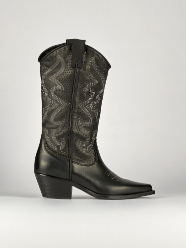 Botas de tacón bajo tacón 4 cm negro cuero