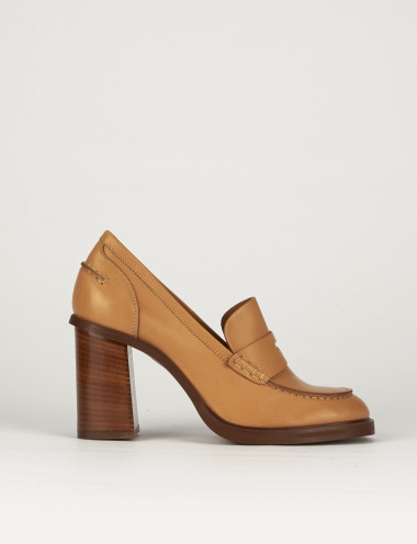 Mocasines tacón 9 cm marrón cuero