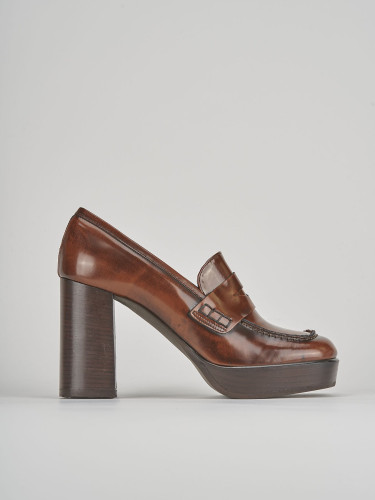 Mocasines tacón 9 cm marrón cuero
