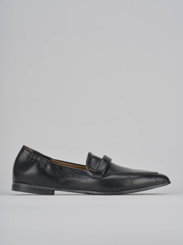 Loafers heel 1 cm black leather